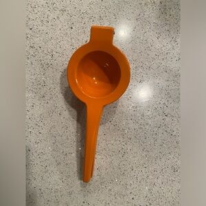 Citrus Juicer
